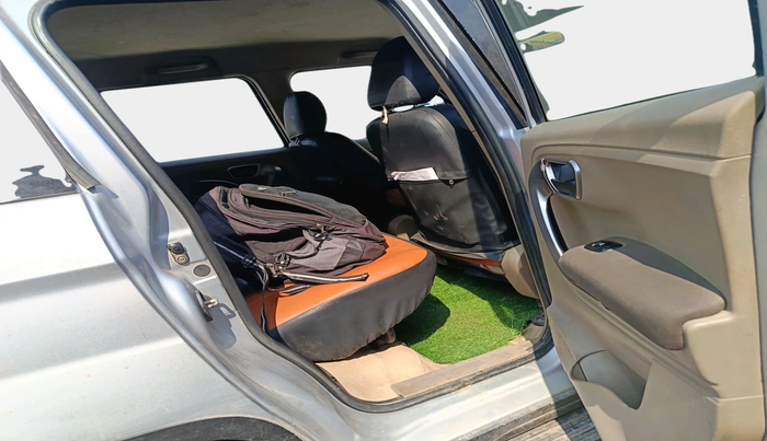 2019 Mahindra TUV300 T10, Diesel, Manual, 1,71,574 km, interior