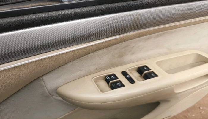 2012 Skoda Laura AMBITION 1.8 TSI, Petrol, Manual, 88,419 km, interior