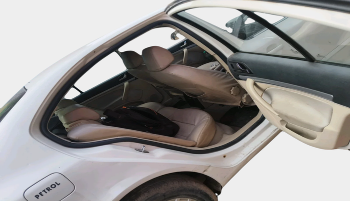 2012 Skoda Laura AMBITION 1.8 TSI, Petrol, Manual, 88,419 km, interior