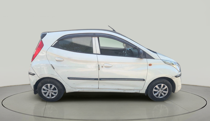 2016 Hyundai Eon ERA +, Petrol, Manual, 70,967 km, exterior