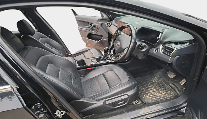 2023 Tata Harrier XZA PLUS 2.0L DARK EDITION, Diesel, Automatic, 82,259 km, interior