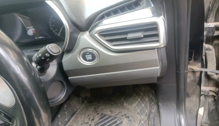 2019 Tata Harrier XZ 2.0L DARK EDITION, Diesel, Manual, 54,597 km, interior