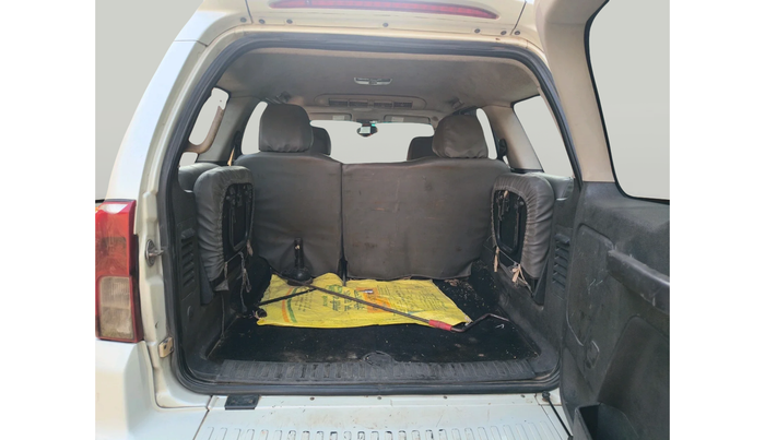 2016 Tata Safari Storme 2.2 VX 4X2, Diesel, Manual, 2,15,508 km, exterior