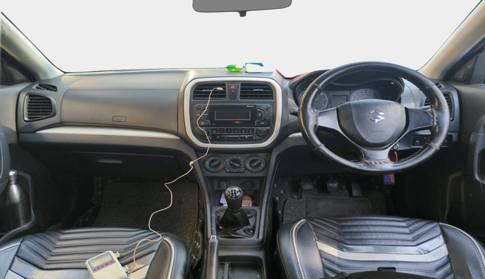 2016 Maruti Vitara Brezza VDI, Diesel, Manual, 1,19,884 km, interior
