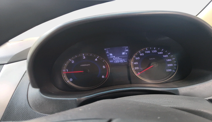 2013 Hyundai Verna FLUIDIC 1.4 CRDI, Diesel, Manual, 1,39,497 km, interior