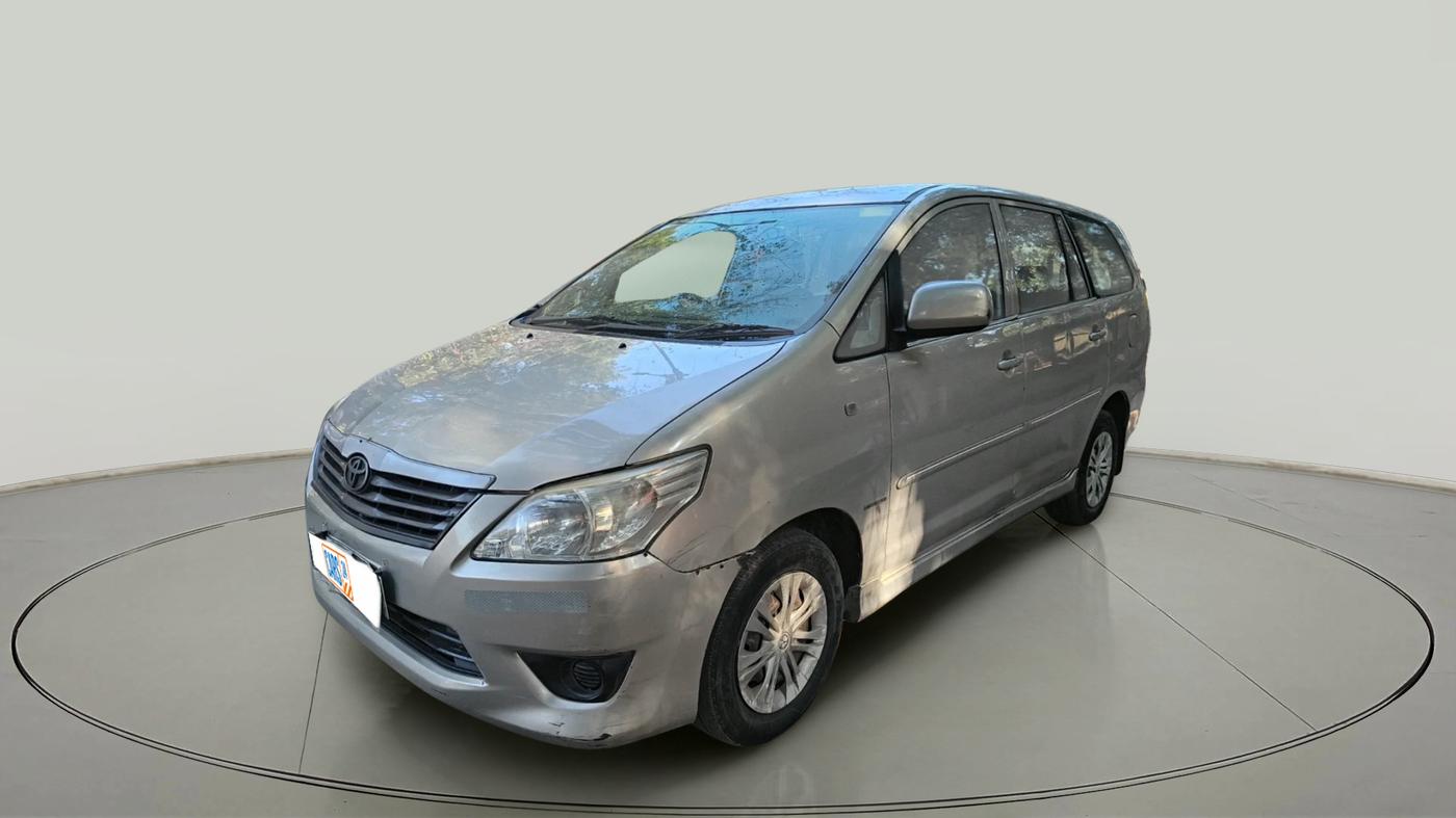 2012 Toyota Innova 2.5 GX 8 STR, Diesel, Manual, 1,92,592 km, exterior