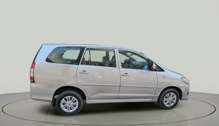 2012 Toyota Innova 2.5 GX 8 STR, Diesel, Manual, 1,92,592 km, exterior