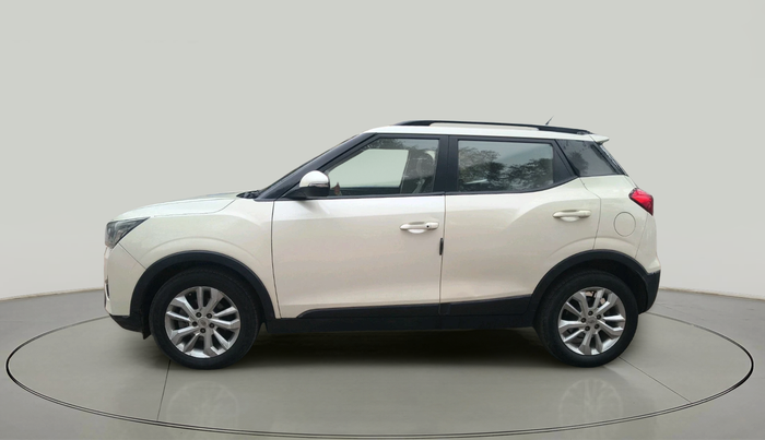 2019 Mahindra XUV300 W8 1.5 DIESEL, Diesel, Manual, 1,11,654 km, exterior