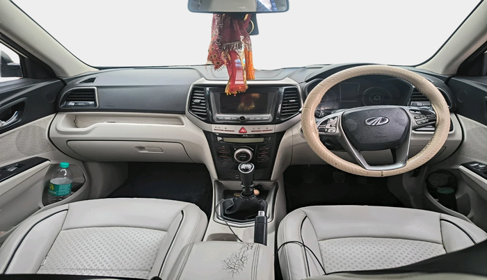 2019 Mahindra XUV300 W8 1.5 DIESEL, Diesel, Manual, 1,11,654 km, interior