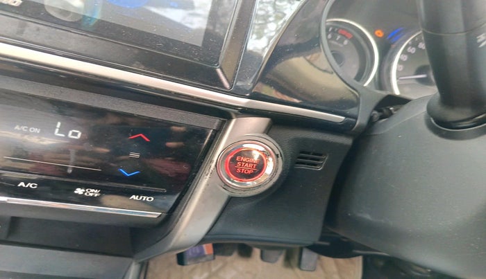 2018 Honda City 1.5L I-VTEC V MT, Petrol, Manual, 1,52,713 km, interior