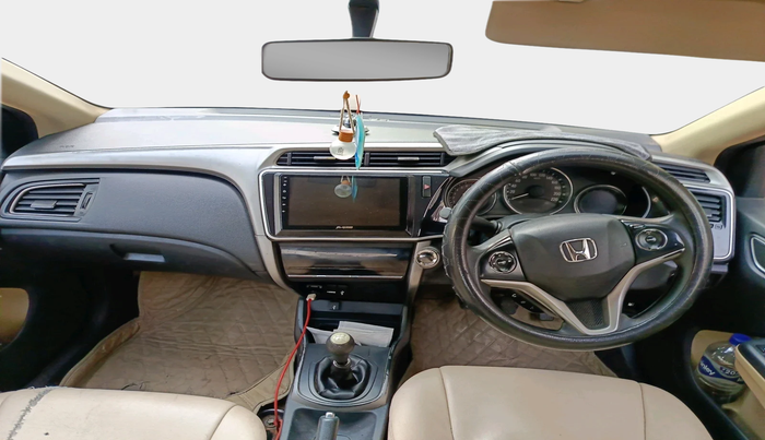 2018 Honda City 1.5L I-VTEC V MT, Petrol, Manual, 1,52,713 km, interior