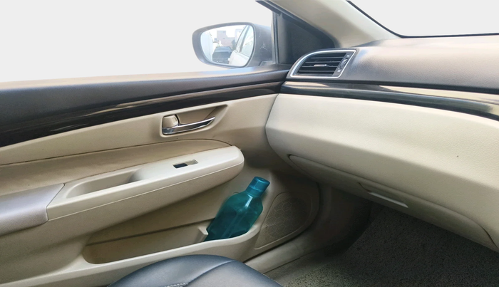 2014 Maruti Ciaz VXI+, Petrol, Manual, 60,341 km, interior