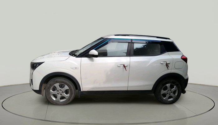 2023 Mahindra XUV300 W6 1.5 Diesel, Diesel, Manual, 40,219 km, exterior
