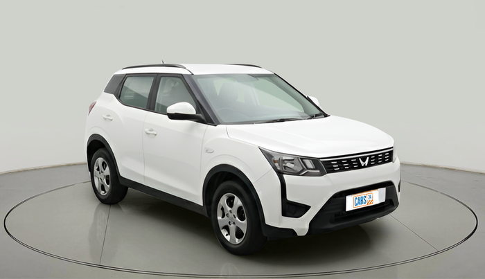 2023 Mahindra XUV300 W6 1.5 Diesel, Diesel, Manual, 40,219 km, exterior