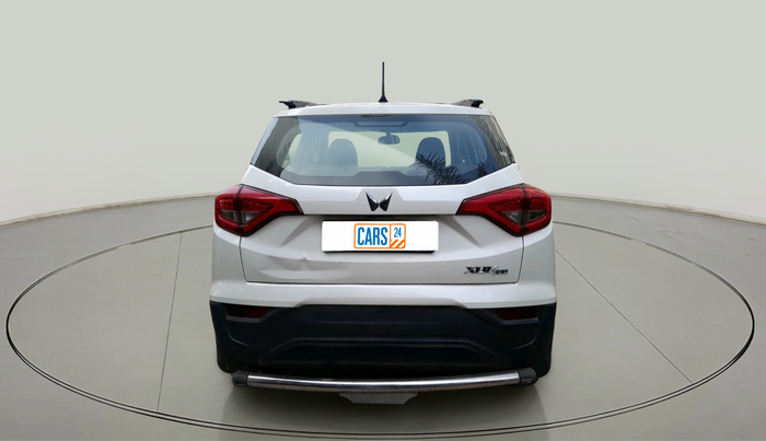 2023 Mahindra XUV300 W6 1.5 Diesel, Diesel, Manual, 40,219 km, exterior