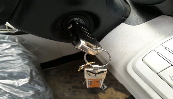 2023 Mahindra XUV300 W6 1.5 Diesel, Diesel, Manual, 40,219 km, interior