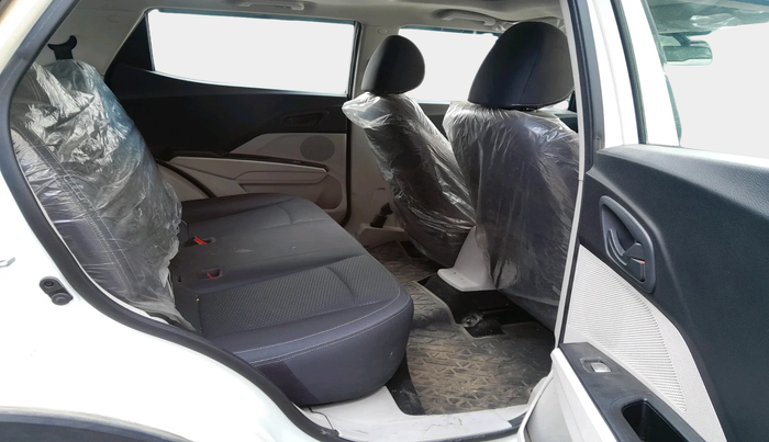 2023 Mahindra XUV300 W6 1.5 Diesel, Diesel, Manual, 40,219 km, interior