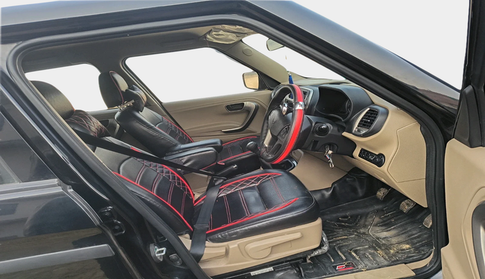 2024 Mahindra BOLERO NEO N10 R, Diesel, Manual, 4,733 km, interior