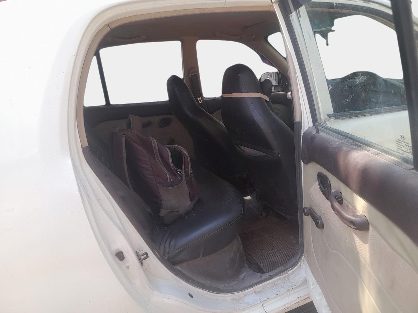 2012 Hyundai Santro Xing GL, Petrol, Manual, 1,61,051 km, interior