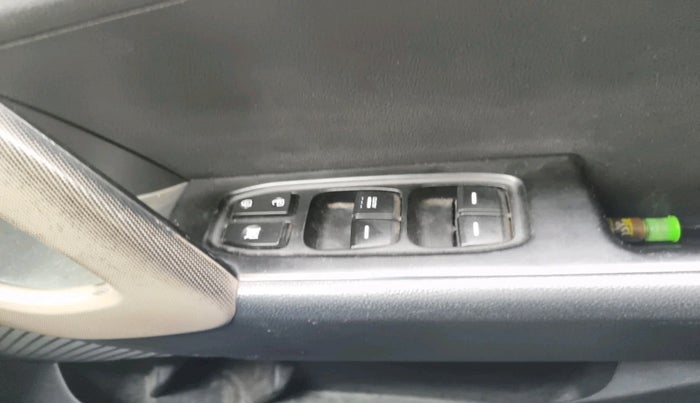 2016 Hyundai Creta SX PLUS 1.6 PETROL, Petrol, Manual, 89,844 km, interior