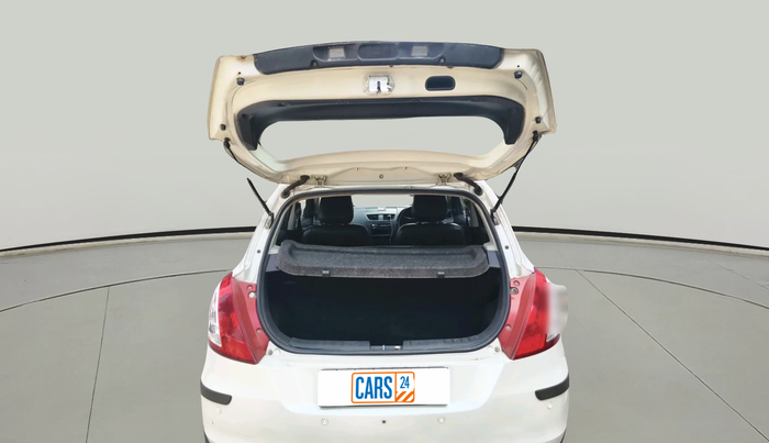 2011 Maruti Swift LXI, Petrol, Manual, 75,236 km, exterior