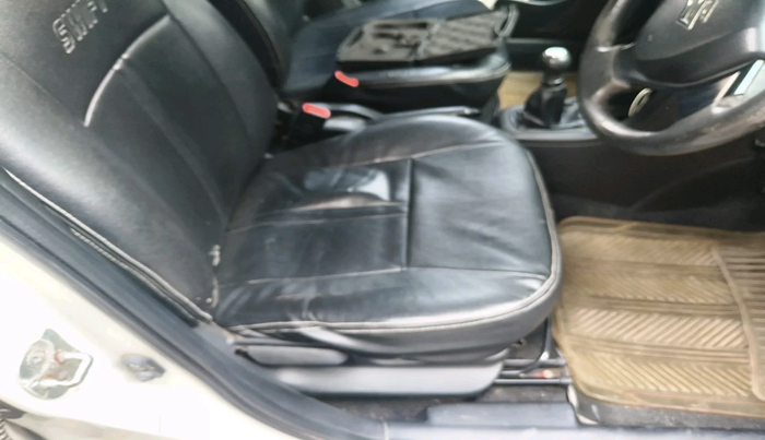 2011 Maruti Swift LXI, Petrol, Manual, 75,236 km, interior
