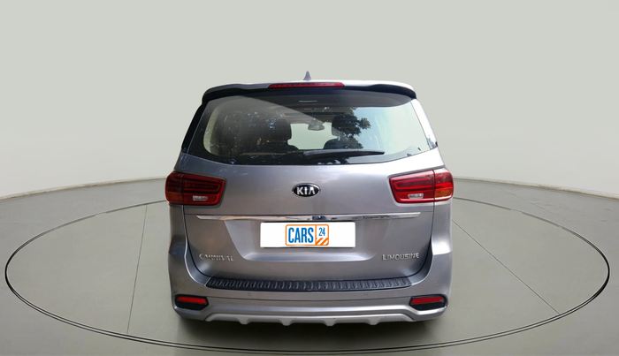 2020 KIA CARNIVAL LIMOUSINE 2.2 7 STR, Diesel, Automatic, 2,52,681 km, exterior