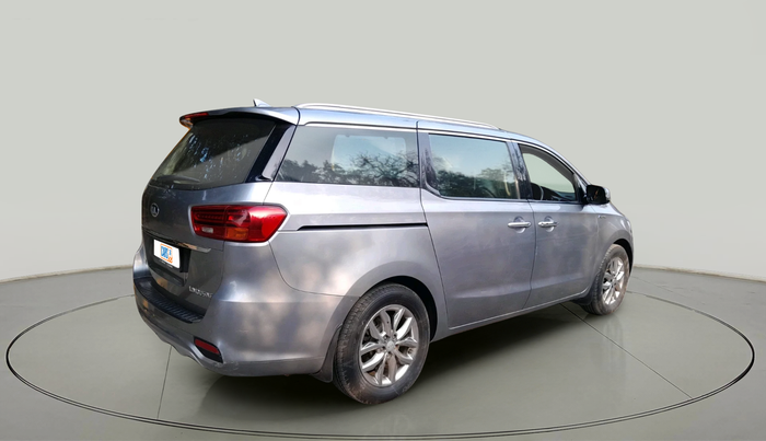 2020 KIA CARNIVAL LIMOUSINE 2.2 7 STR, Diesel, Automatic, 2,52,681 km, exterior