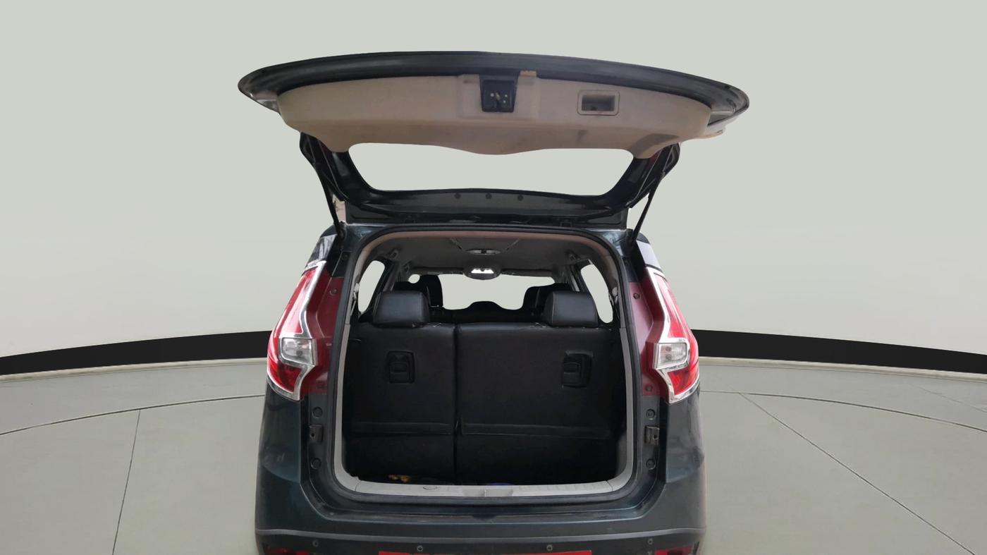 2019 Mahindra MARAZZO M6 8 STR, Diesel, Manual, 1,87,820 km, exterior
