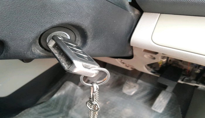 2019 Mahindra MARAZZO M6 8 STR, Diesel, Manual, 1,87,807 km, interior