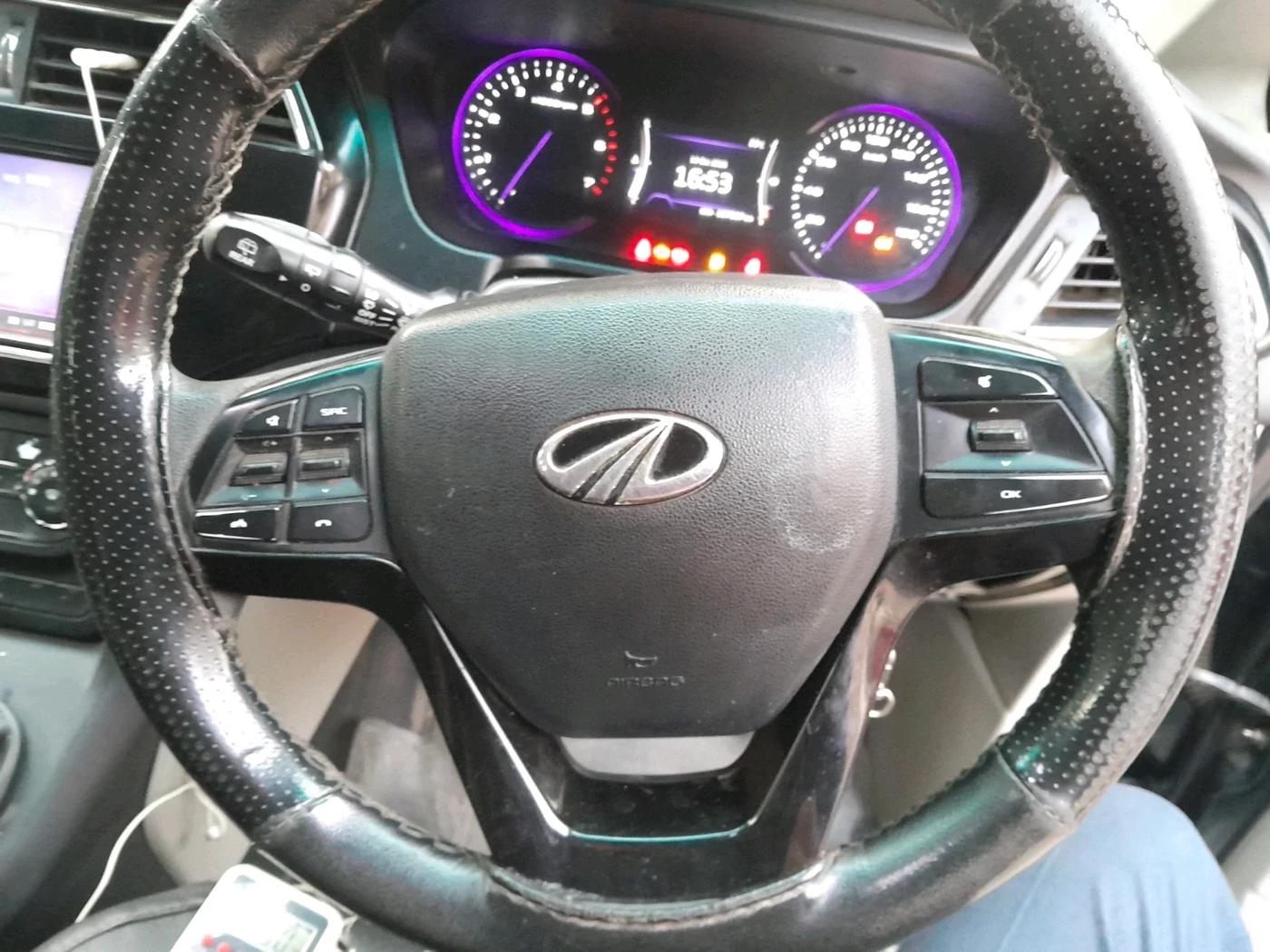 2019 Mahindra MARAZZO M6 8 STR, Diesel, Manual, 1,87,820 km, interior