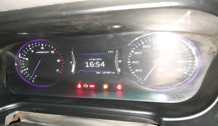 2019 Mahindra MARAZZO M6 8 STR, Diesel, Manual, 1,87,807 km, interior