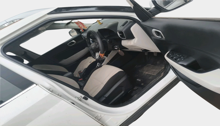 2024 Hyundai VENUE S Plus 1.2 Petrol MT, Petrol, Manual, 10,237 km, interior