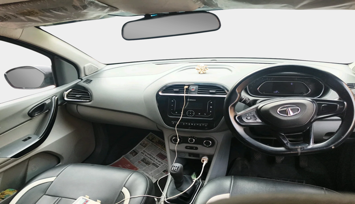 2022 Tata TIGOR XZ CNG, Petrol, Manual, 42,921 km, interior
