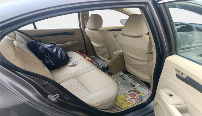 2013 Honda City 1.5L I-VTEC S MT, Petrol, Manual, 1,26,540 km, interior