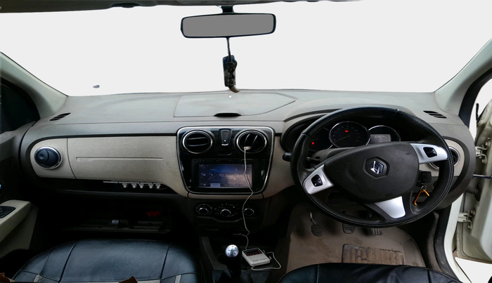 2017 Renault Lodgy 85 PS RXZ STEPWAY 8 STR, Diesel, Manual, 63,514 km, interior