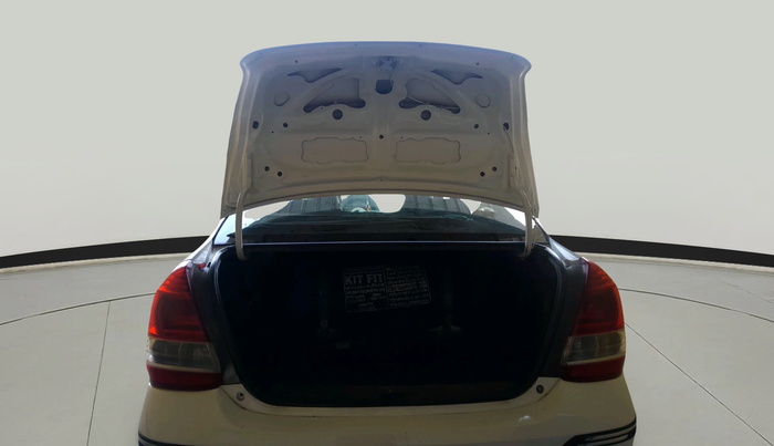 2011 Toyota Etios Liva G, Petrol, Manual, 1,16,930 km, exterior