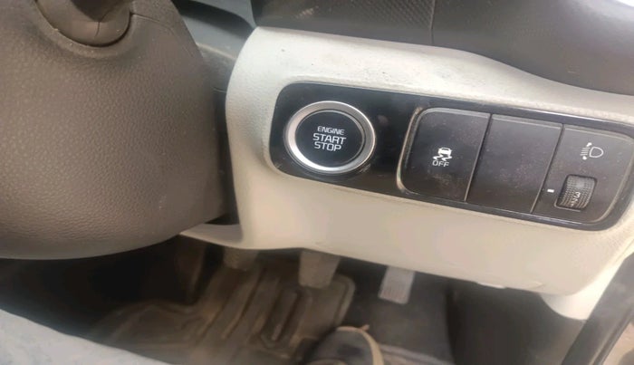 2022 KIA SONET HTX PLUS 1.5, Diesel, Manual, 35,709 km, interior