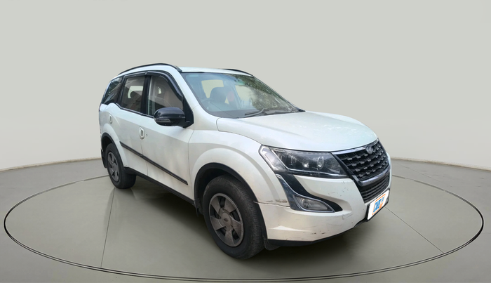 2019 Mahindra XUV500 W7, Diesel, Manual, 1,52,283 km, exterior