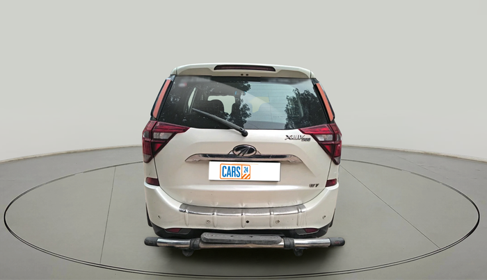 2019 Mahindra XUV500 W7, Diesel, Manual, 1,52,283 km, exterior