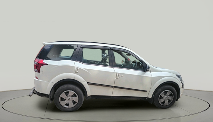 2019 Mahindra XUV500 W7, Diesel, Manual, 1,52,283 km, exterior