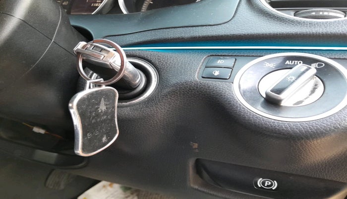 2012 Mercedes Benz C Class C220 CDI ELEGANCE, Diesel, Automatic, 1,18,395 km, interior