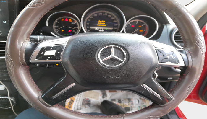 2012 Mercedes Benz C Class C220 CDI ELEGANCE, Diesel, Automatic, 1,18,395 km, interior