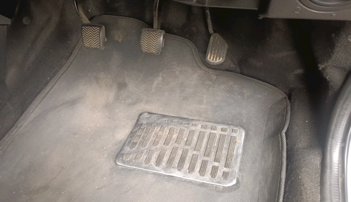 2013 Toyota Etios GD, Diesel, Manual, 87,743 km, interior