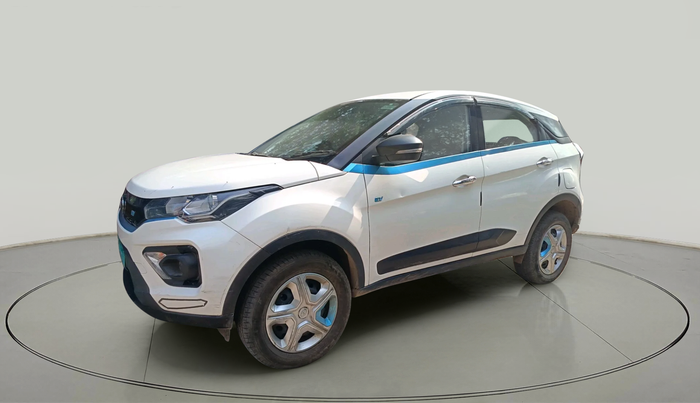 2023 Tata NEXON EV XM, Electric, Automatic, 48,860 km, exterior