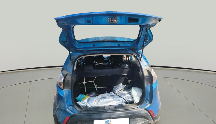 2018 Tata NEXON XM PETROL, Petrol, Manual, 81,213 km, exterior