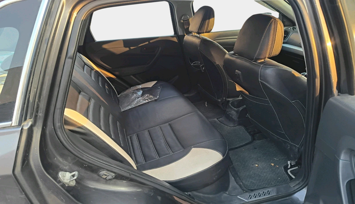 2016 Maruti Vitara Brezza VDI, Diesel, Manual, 75,779 km, interior