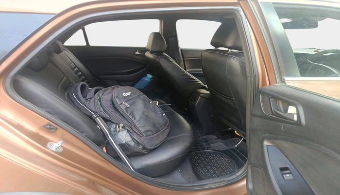 2016 Hyundai Elite i20 ASTA 1.4 CRDI, Diesel, Manual, 2,01,721 km, interior