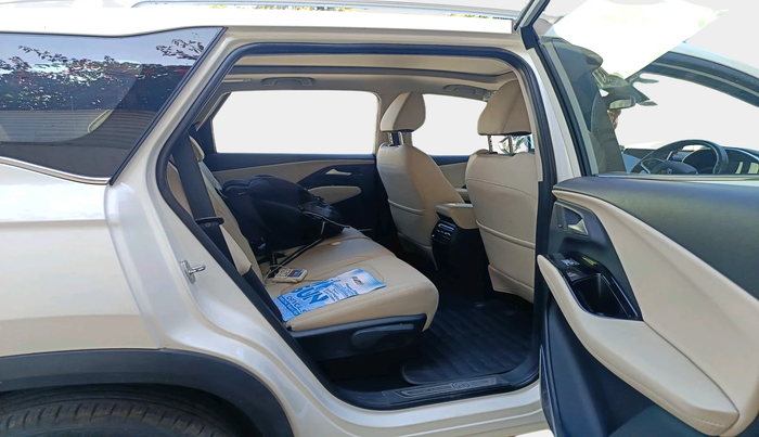 2024 MG HECTOR SMART PRO 2.0 TURBO DIESEL, Diesel, Manual, 5,935 km, interior