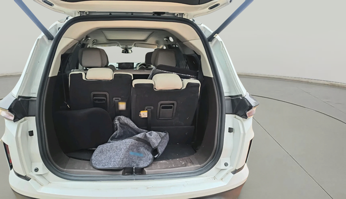 2024 Tata Safari ACCOMPLISHED PLUS DUAL TONE, Diesel, Manual, 49,793 km, exterior